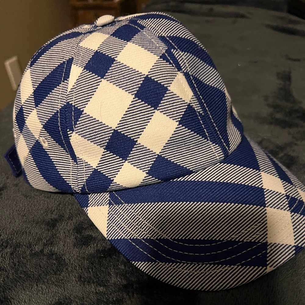 Burberry Tartan Baseball Hat size S NWT!!! - Picture 6 of 15